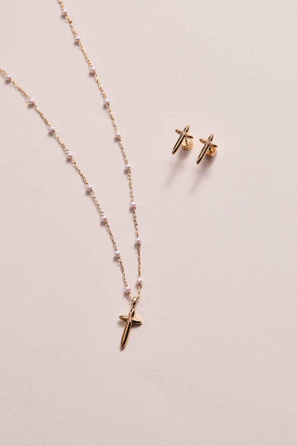 Cross 4:13 Pearl Rosary Chain Pendant Necklace