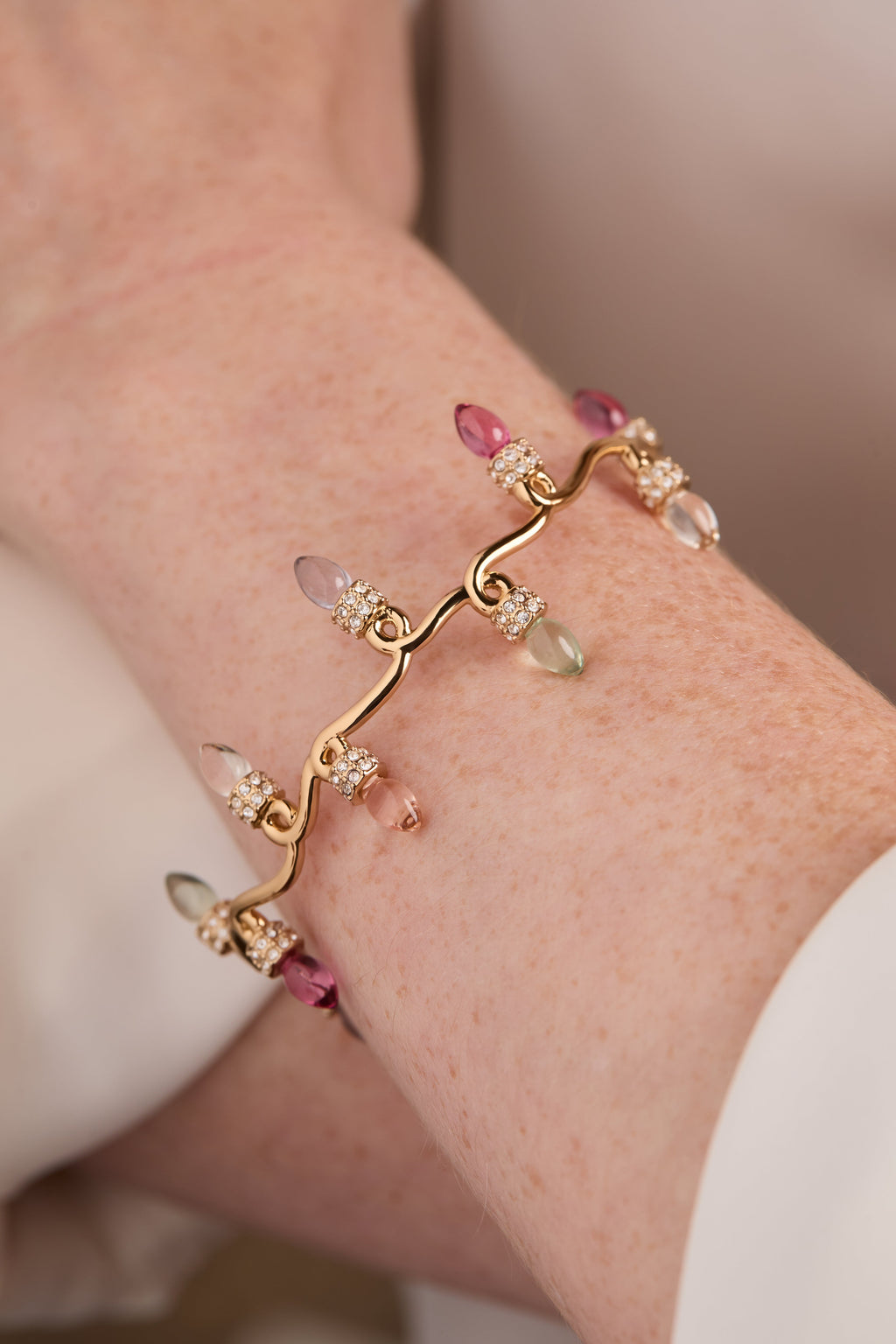 Christmas Muted Light Bulb Cuff