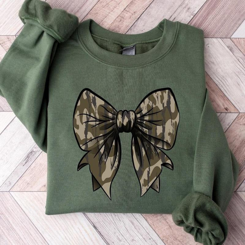 Camo Bow Sweatshirt, Camo Coquette Bow Shirt, Duck Hunting Shirt, Old School Camo Shirt, Fall Shirt, Women's Camouflage Bow Shirt, Camo Shirt