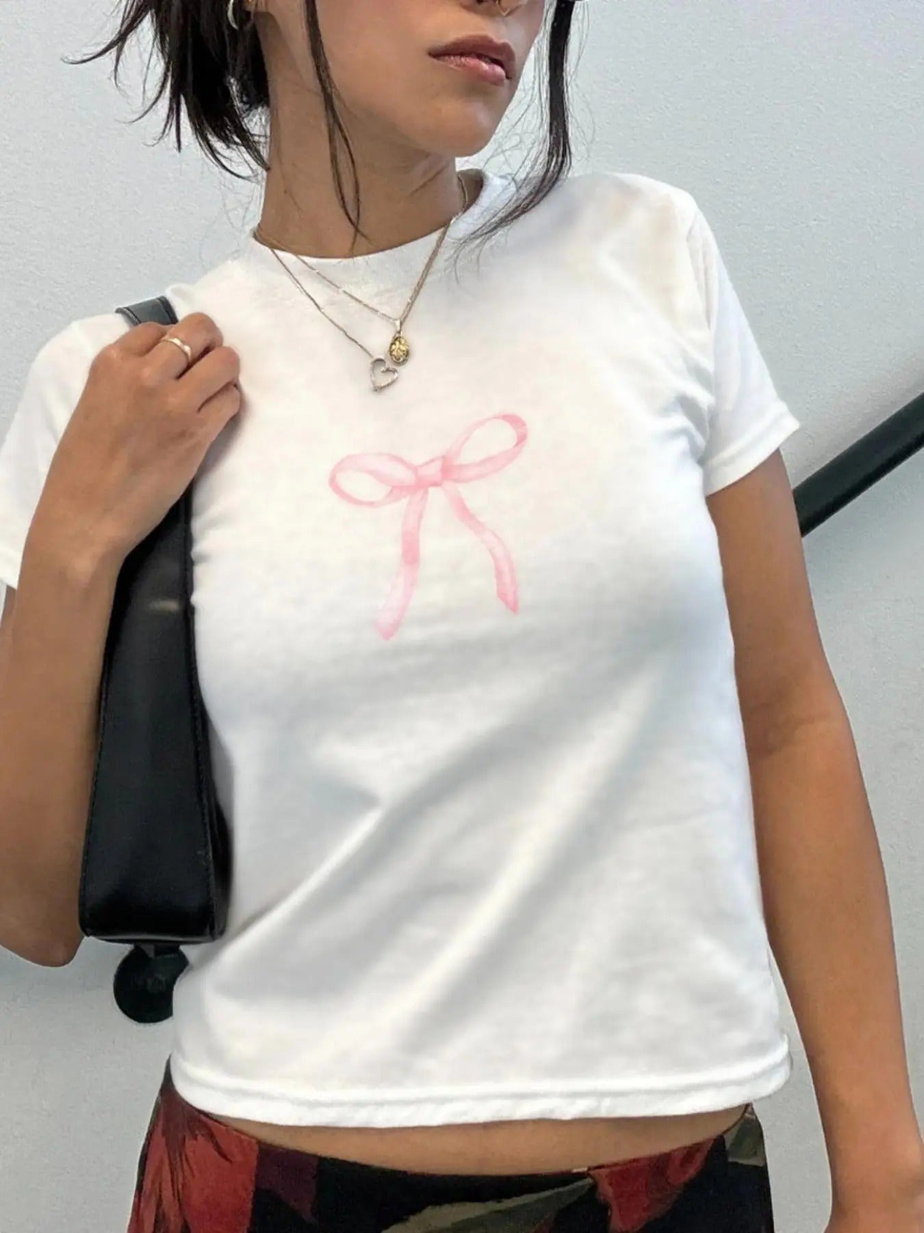 Women's Bow Print Round Neck Tee, Casual Short Sleeve Crew Neck T-shirt for Summer, Fashion Women's Top for Daily Wear