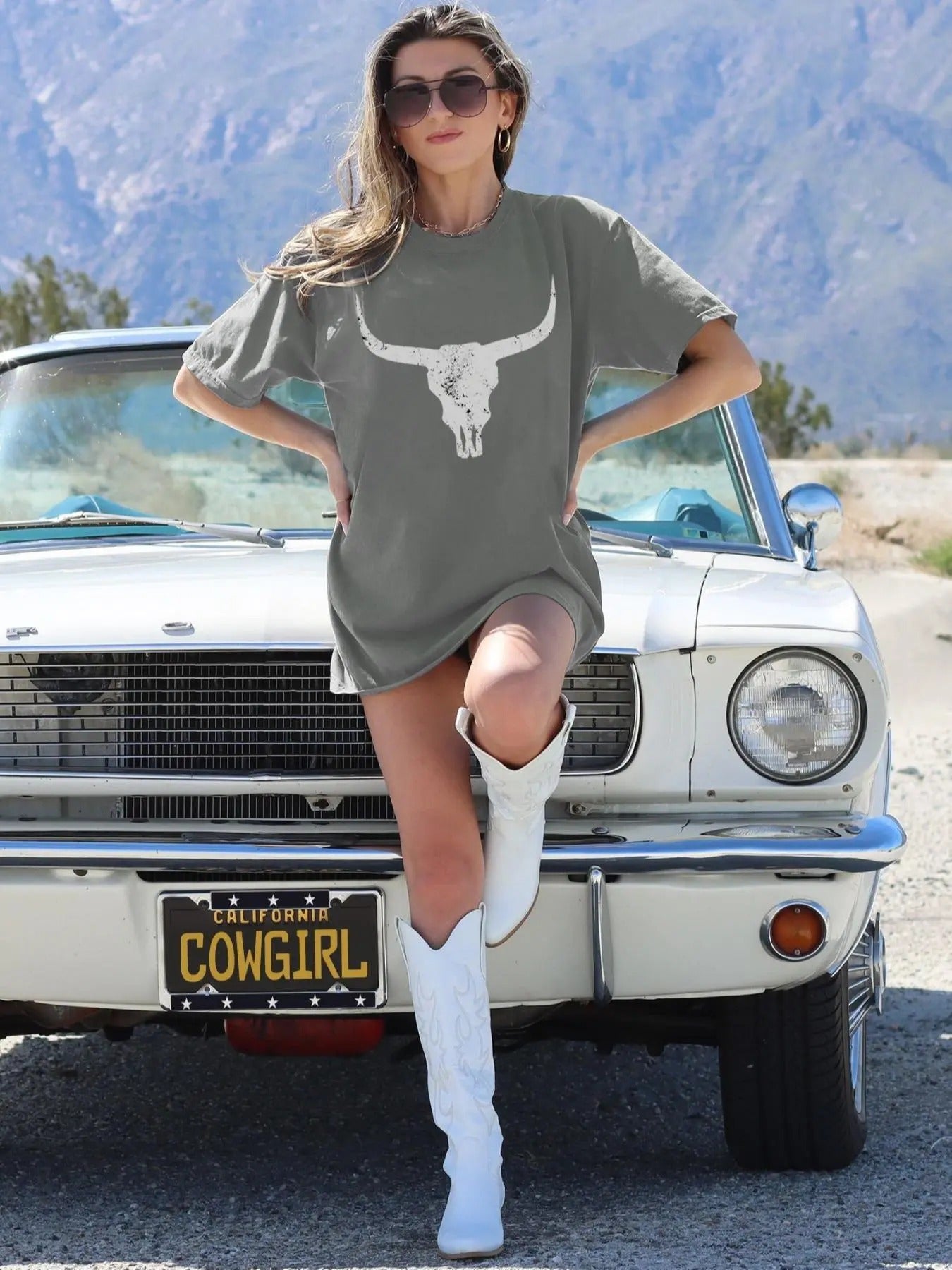 Women's Bull Head Print Round Neck Tee, Fashion Casual Short Sleeve T-shirt for Daily Holiday Vacation Outdoor Wear, Ladies Clothes for Summer