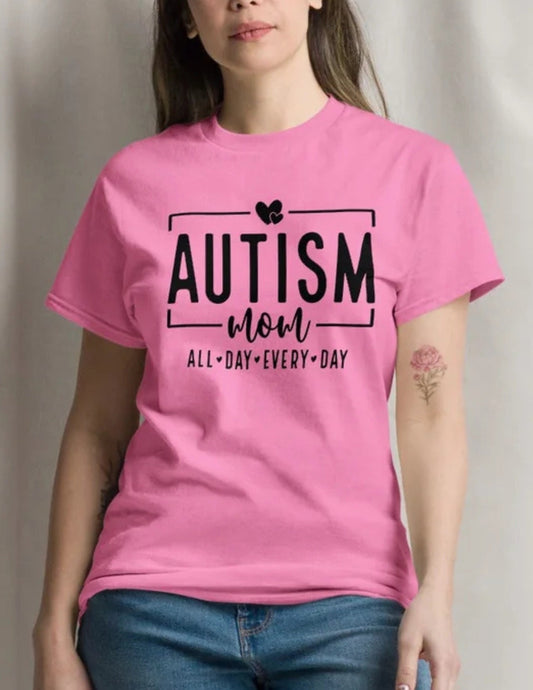 Autism Mom T-Shirt Ã¢â‚¬â€œ Proud Autism Awareness Mom Graphic Tee